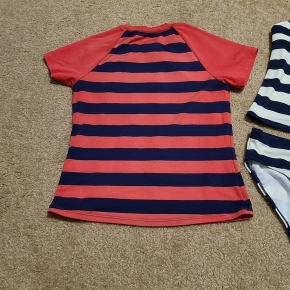 𝅺lot Land's End Girl's Striped Tankini and Rashguard, size 12 - Picture 15 of 16